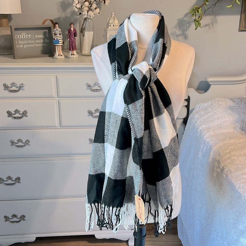 Black White Plaid Scarf New Buffalo Check